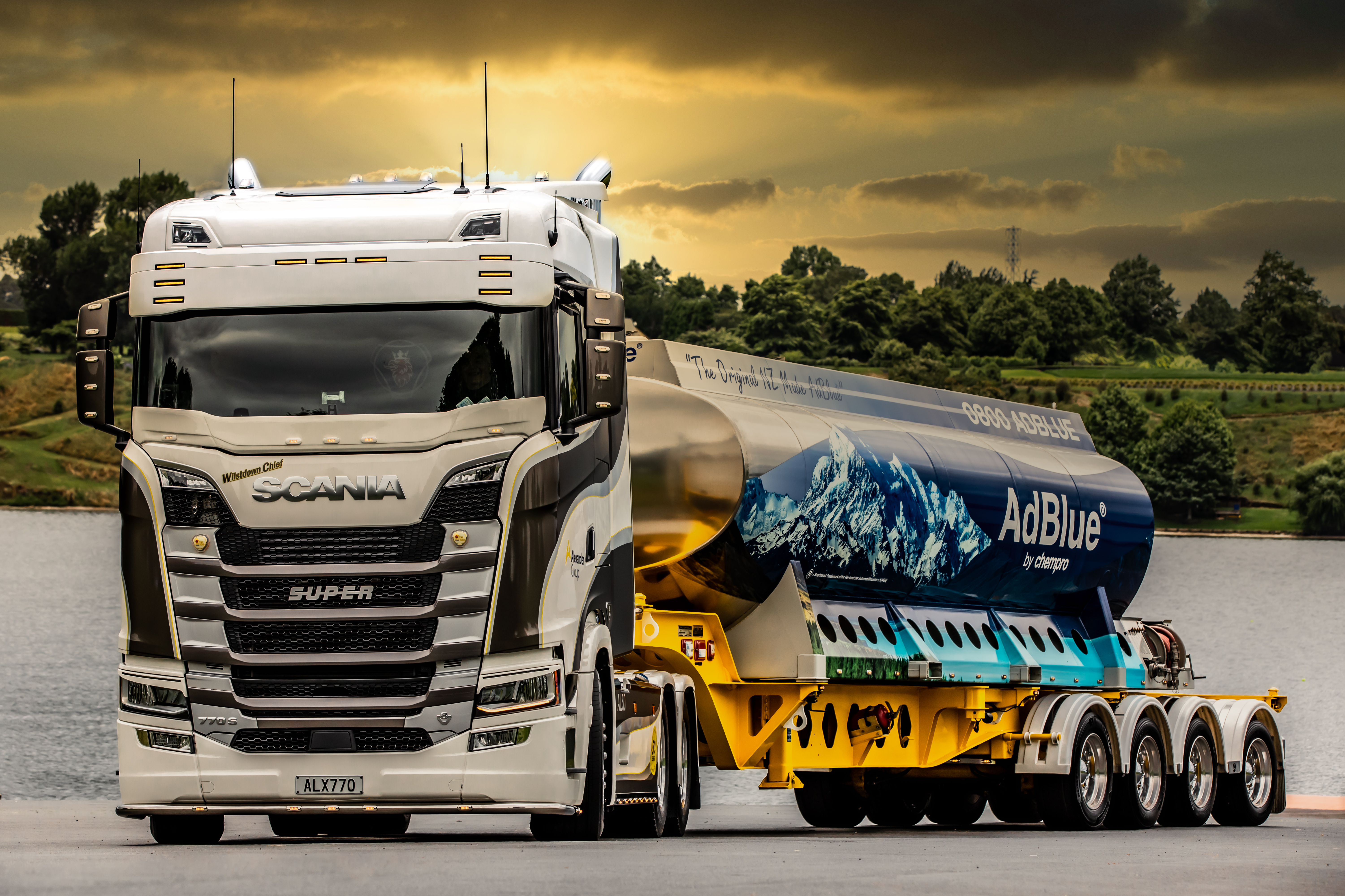 ALEXANDER_GROUP_SCANIA_TRUCK